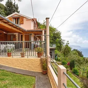 Fantatic House , Ponta Delgada - Madeira Portugal